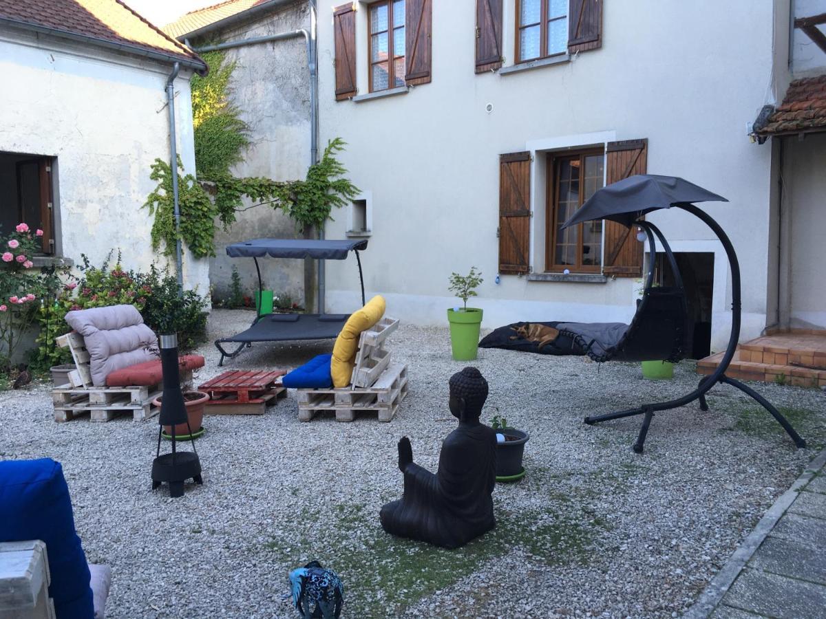 L Auberge Du Lion D Or Nanteuil-sur-Marne Zewnętrze zdjęcie