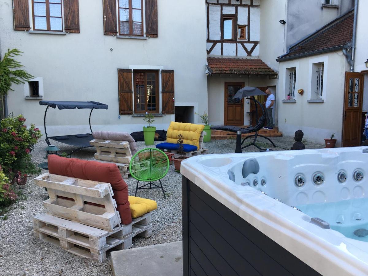 L Auberge Du Lion D Or Nanteuil-sur-Marne Zewnętrze zdjęcie